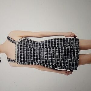 ELIE TAHARI TWEED EMBELLISHED NECK AND BOTTOM SLEEVELESS DRESS SIZE L